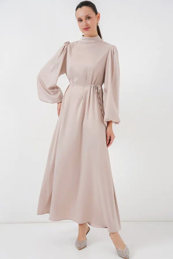 Robe de soirée modeste en satin 2510 - Crème Robe de soirée modeste en satin 2510 - Crème