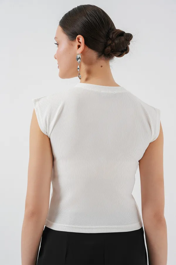 Women's Zero Sleeve Stoned Blouse 931 - White