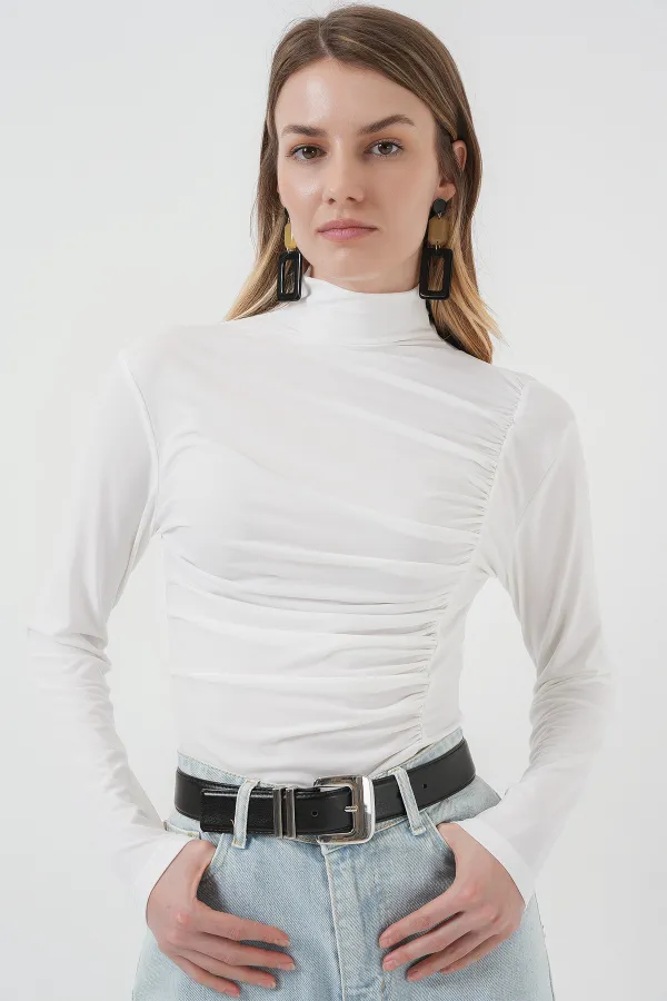 938 Büzgü Detaylı Dik Yaka Sandy Bluz - Beyaz