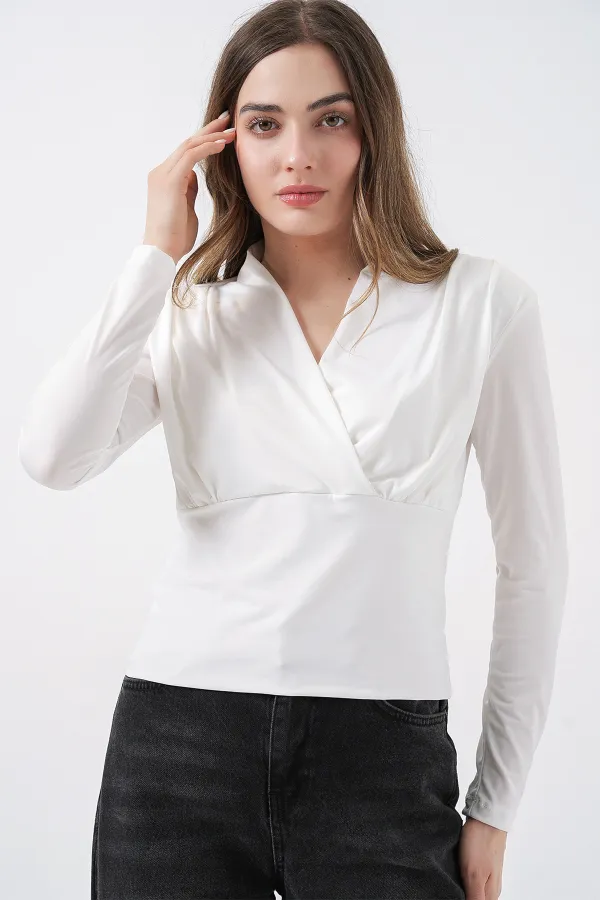 Kadın Omuz Vatkalı Kruvaze Yaka Bluz 942 - Beyaz