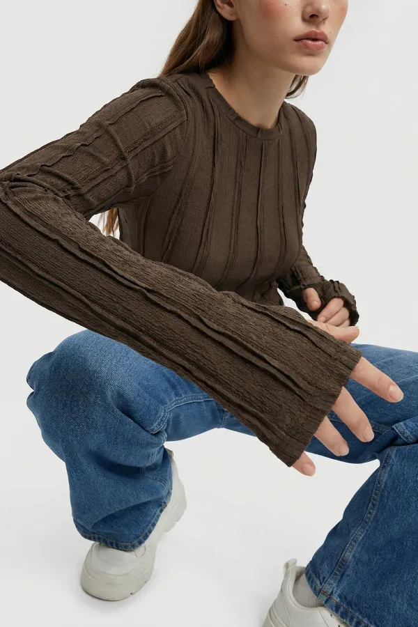Women's Textured Knit Blouse 980 - Brown Women's Textured Knit Blouse 980 - Brown