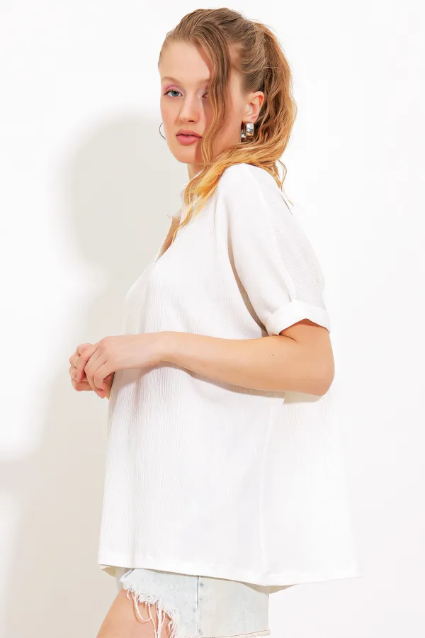 Chemisier blanc oversize en maille à col polo pour femme 0486