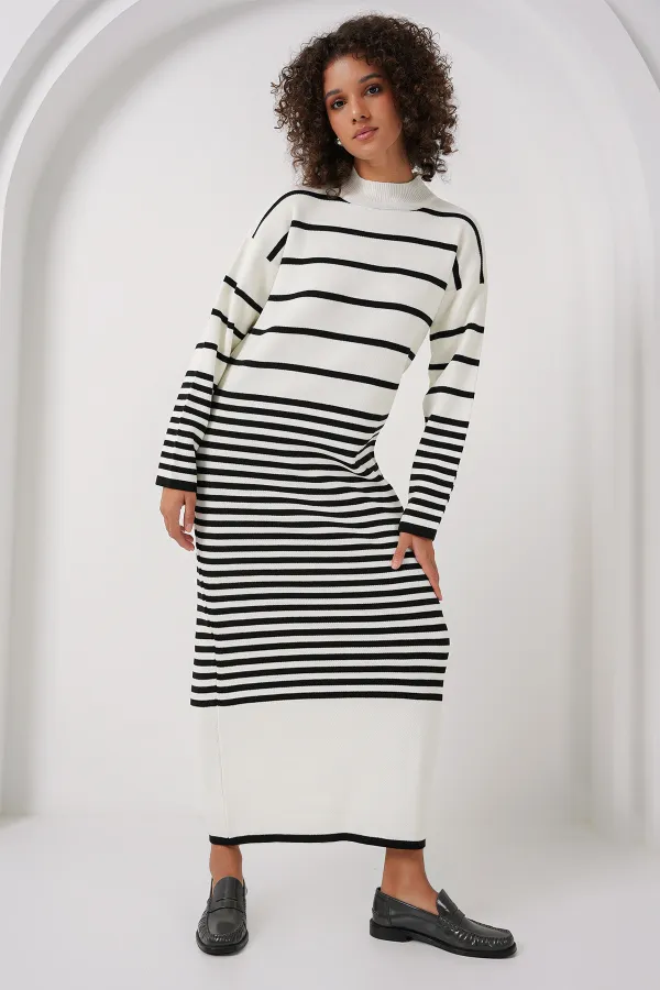 Robe longue tricotée blanche 15890