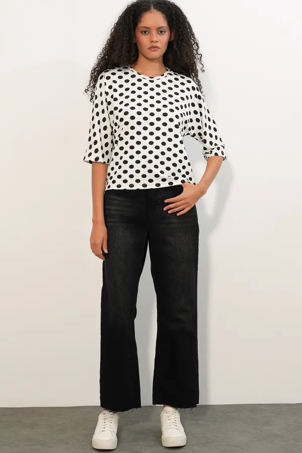 Women's Oversize Polka Dot Blouse 40020 - White Women's Oversize Polka Dot Blouse 40020 - White