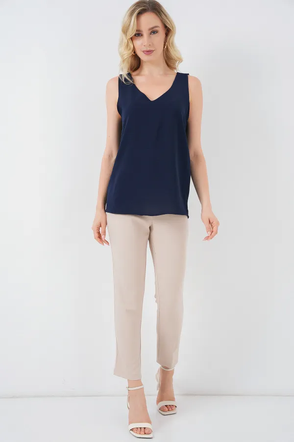 V Yaka Sıfır Kol Bluz 950 - Lacivert