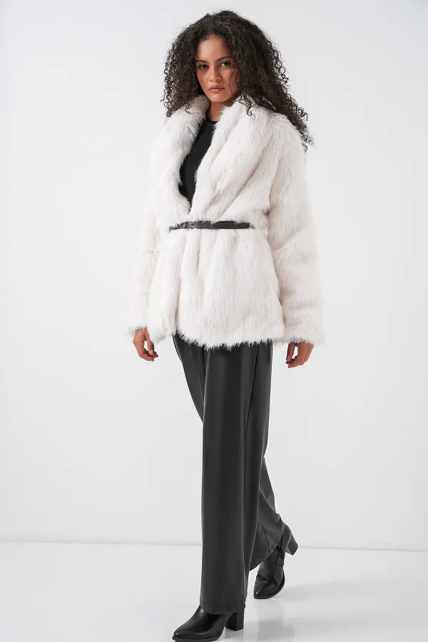 Manteau en fourrure oversize ceinturé pour femme 9156 - Blanc