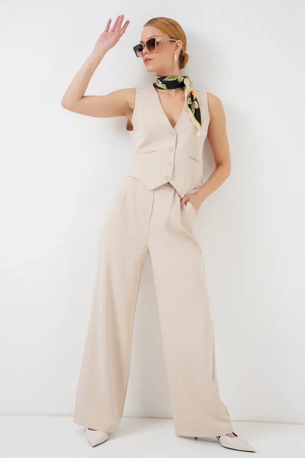 6709 Women's Vest and Trousers Two-Piece Set - Cream