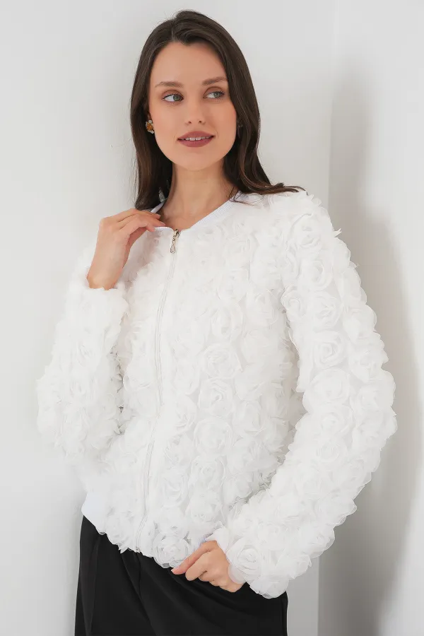 0719 Güllü Ceket - Beyaz