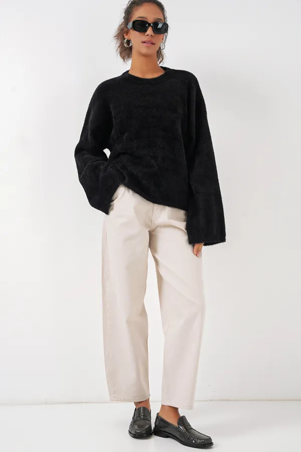 15915 Soft Texture Knit Sweater - Black