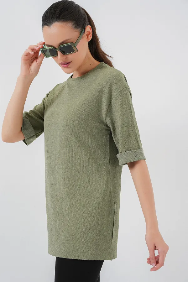 4332 Yanı Yırtmaçlı Örme Tişört - Çağla