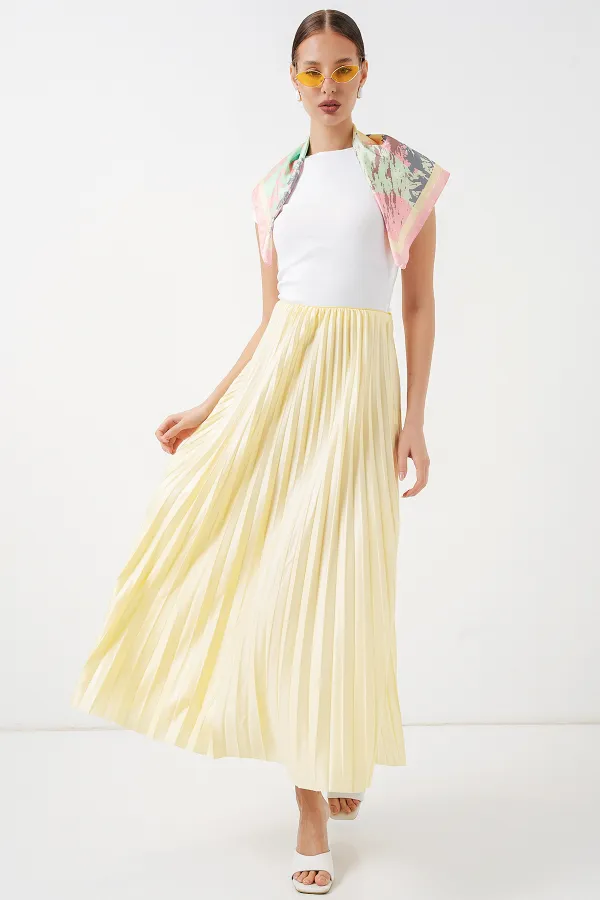 Jupe plissée aspect cuir 8009 - Jaune
