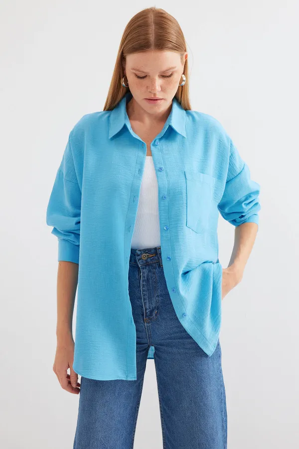 Chemise oversize en lin à poche unique 20153 - Bleu clair