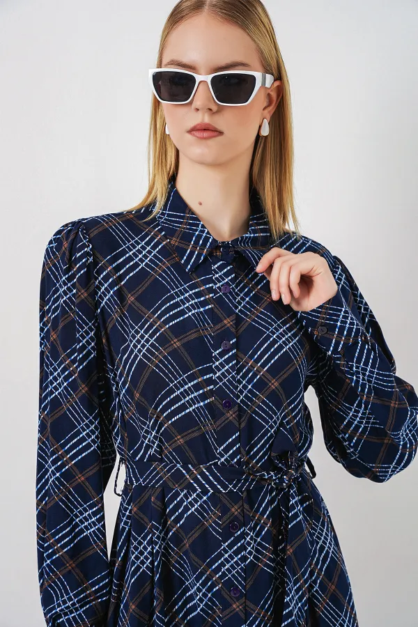 Kadın Boydan Düğmeli Uzun Tesettür Elbise 2588 - Lacivert