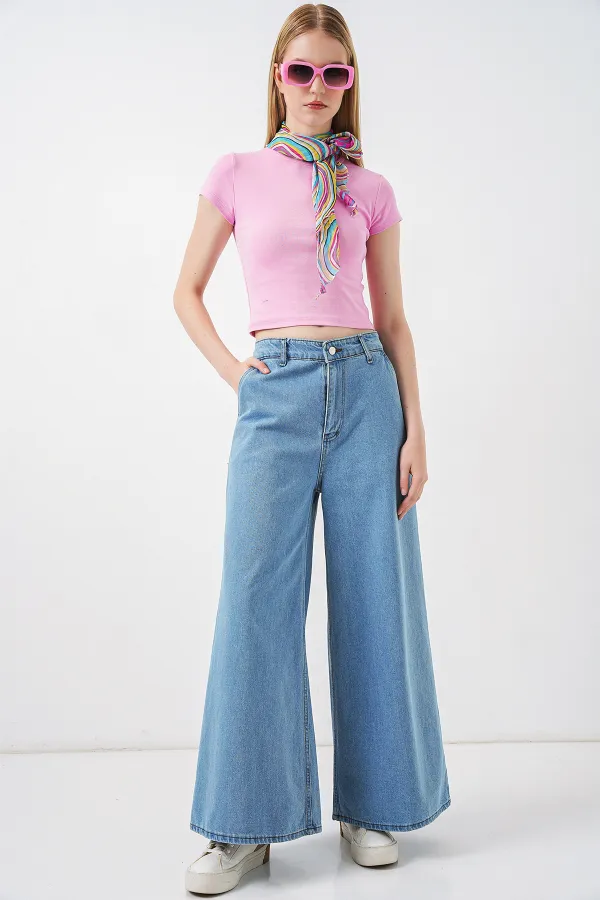 Women's Wide Leg High Waist Jeans 30080 - Light Blue Women's Wide Leg High Waist Jeans 30080 - Light Blue