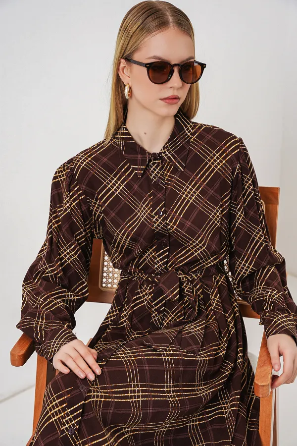 Kadın Boydan Düğmeli Uzun Tesettür Elbise 2588 - Kahverengi