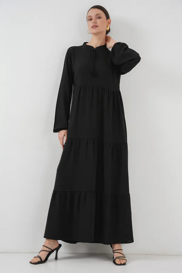 Robe à col lacé T1627 - Noire
