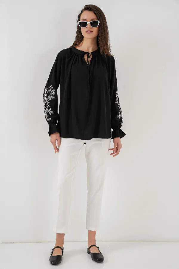 Kadın Nakışlı Örme Bluz 941 - Siyah