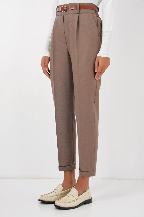 6686 Kadın Pileli Kemerli Kumaş Pantolon - Camel