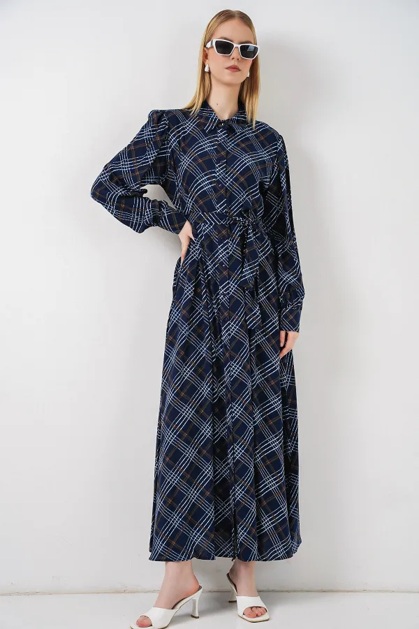 Kadın Boydan Düğmeli Uzun Tesettür Elbise 2588 - Lacivert