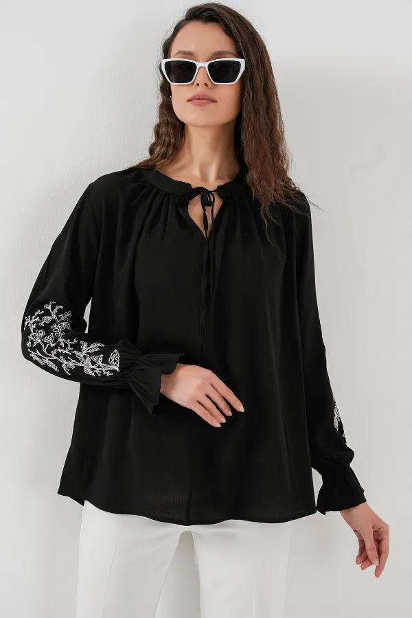 Kadın Nakışlı Örme Bluz 941 - Siyah