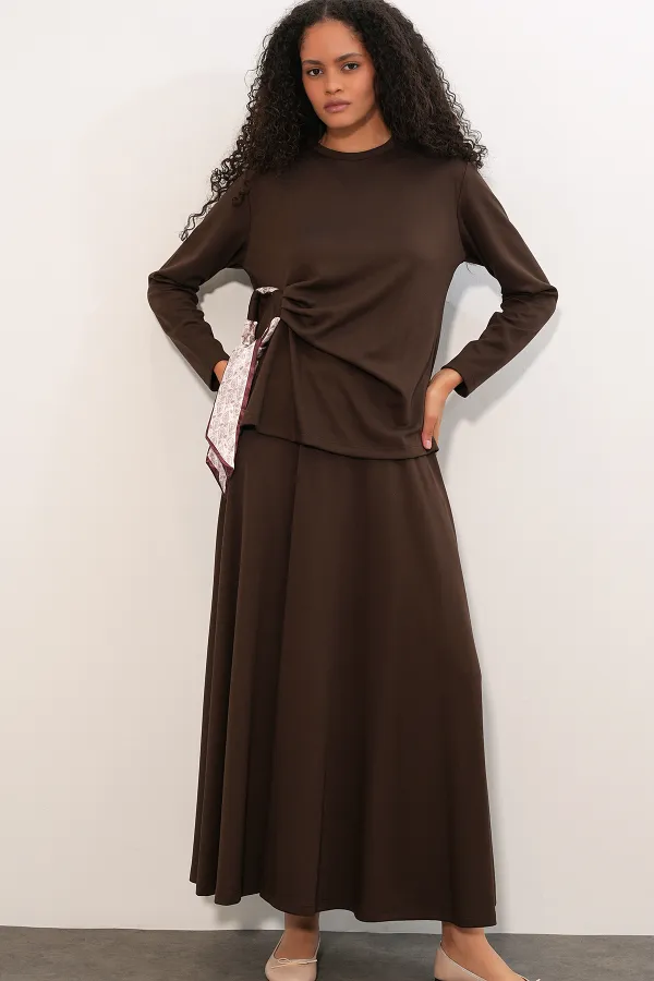 Women's Scarf Blouse and Skirt Two-Piece Set 8077 - Brown Women's Scarf Blouse and Skirt Two-Piece Set 8077 - Brown