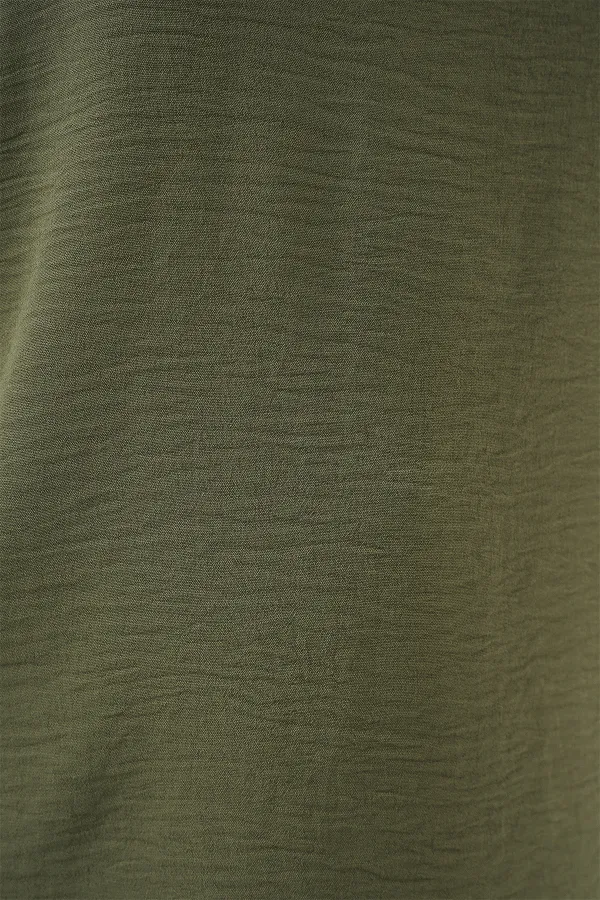 V Yaka Sıfır Kol Bluz 950 - Haki