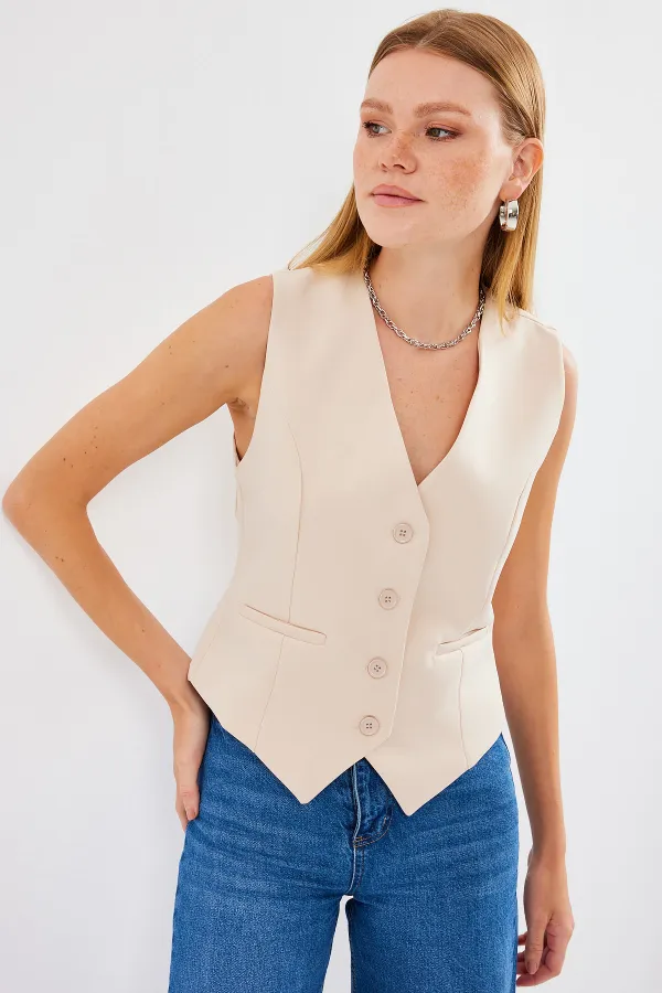 6796 Short Woven Vest - Cream