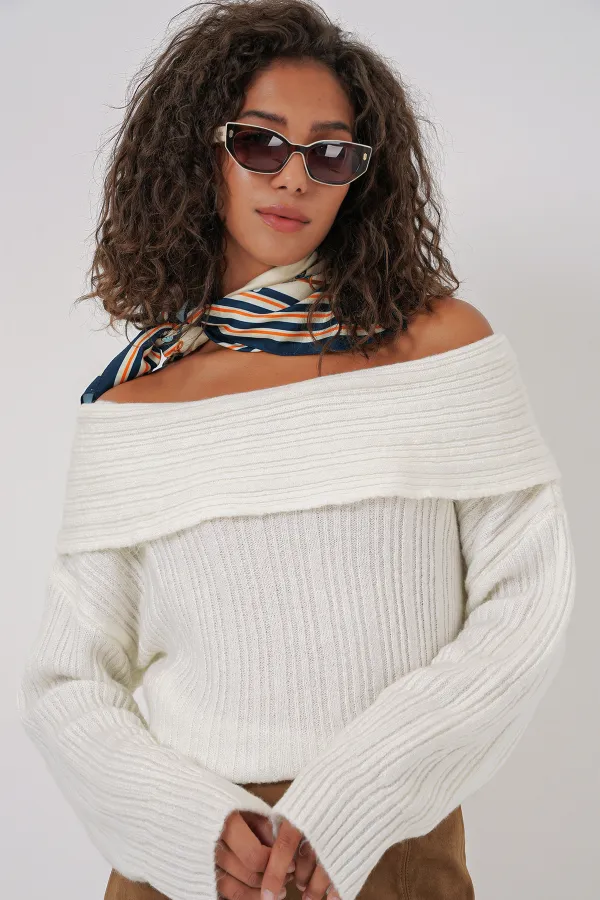 Pull oversize en maille à épaules dénudées pour femme (réf. 15908) - Blanc