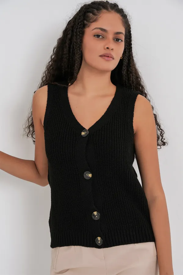 15881 Buttoned Short Knit Vest - Black