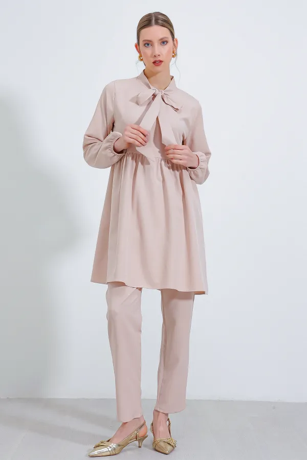 Ensemble pantalon et tunique en maille crème pour femme 6654