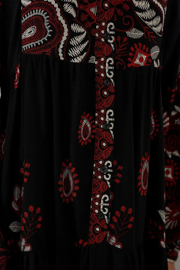 2423 Otantik Desenli Tesettür Elbise - Siyah - Bordo