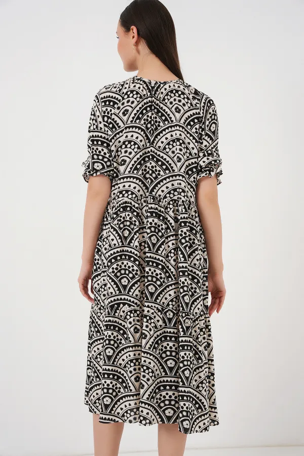 Robe à motifs à manches courtes pour femme 2553 - Noir