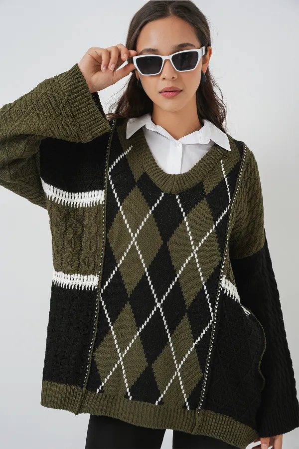 Kadın V Yaka Desenli Triko Kazak 15933 - Haki