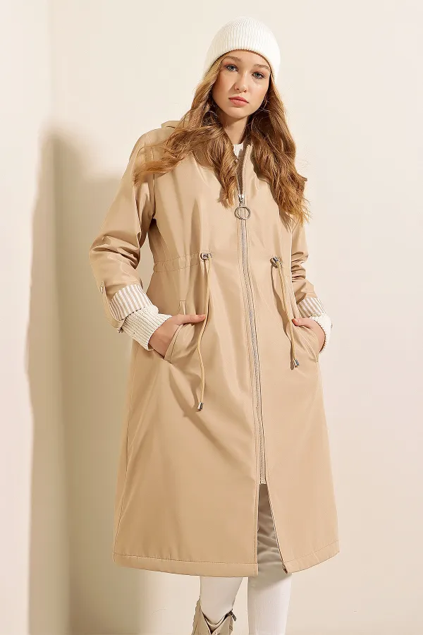 Trench-coat à capuche et cordon de serrage à la taille 9091 - Beige