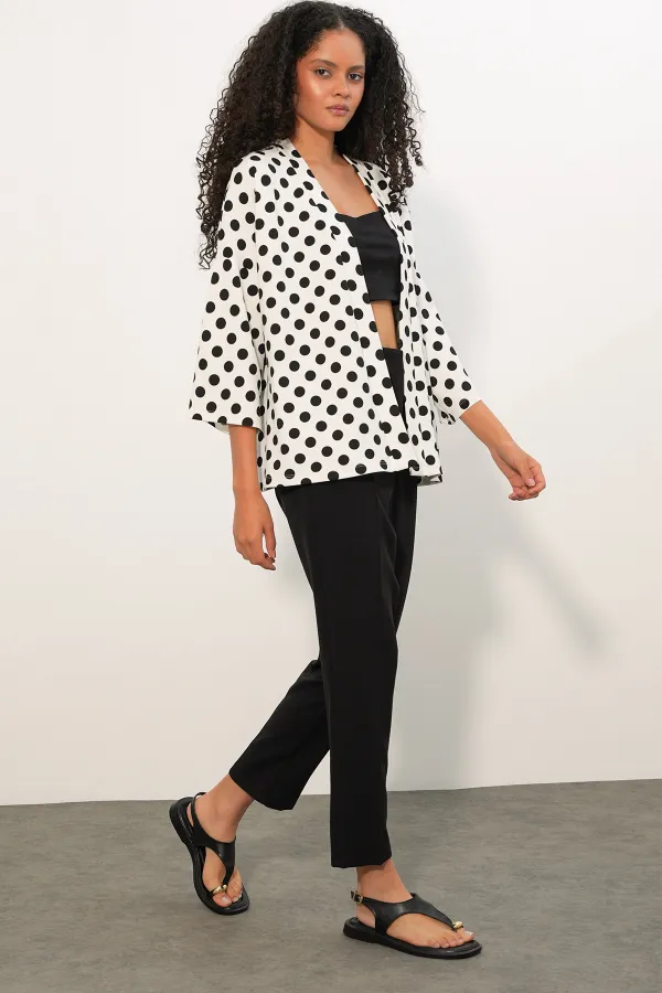 Women's Knitted Polka Dot Kimono 5996 - White