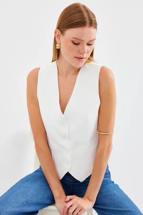 6796 Short Woven Vest - Ecru