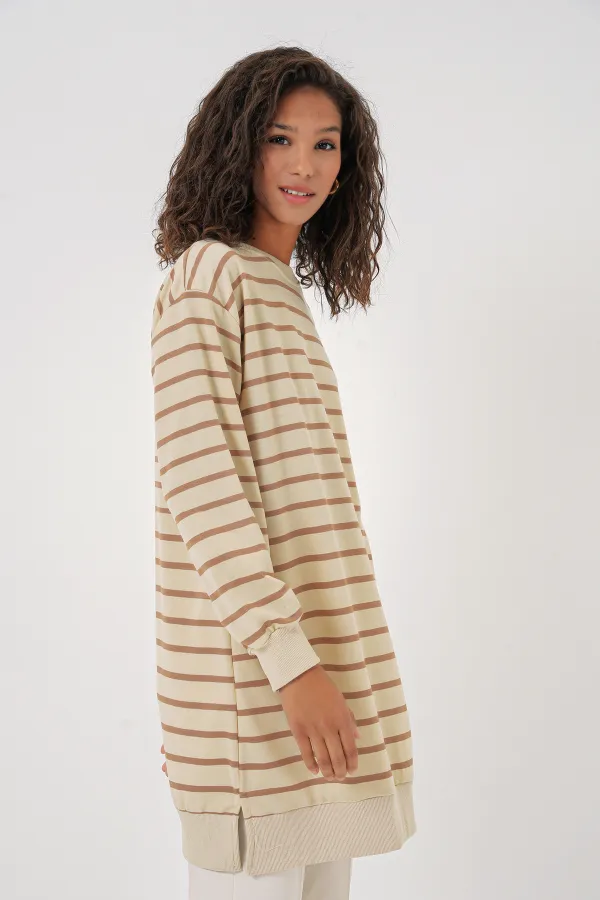 Tunique hijab rayée à col rond pour femme 55452 - Biscuit