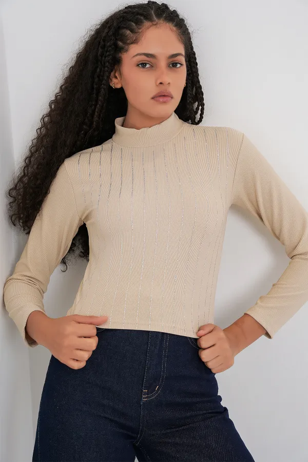 922 Taşlı Body - Bisküvi