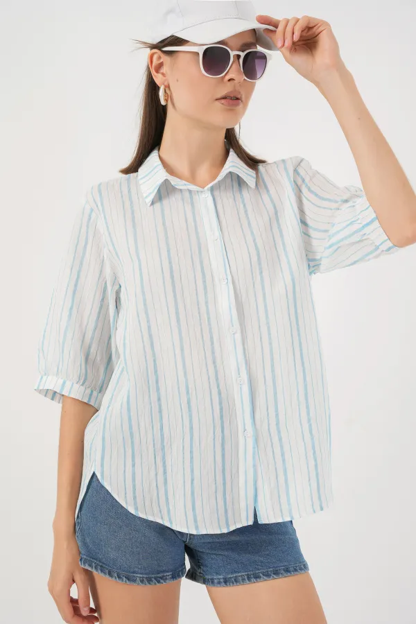 Chemise rayée à manches courtes pour femme 20345 - Bleu clair