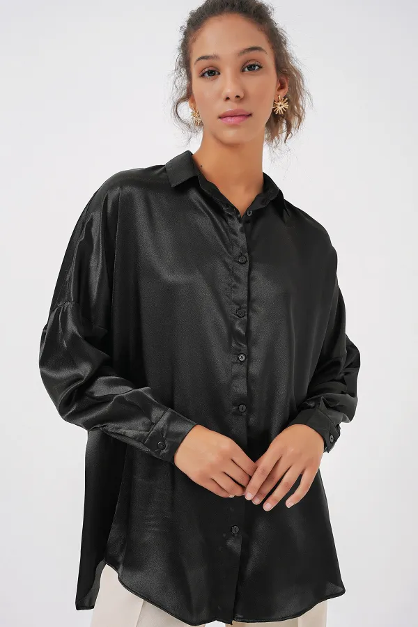 Chemise oversize en satin noir 3985