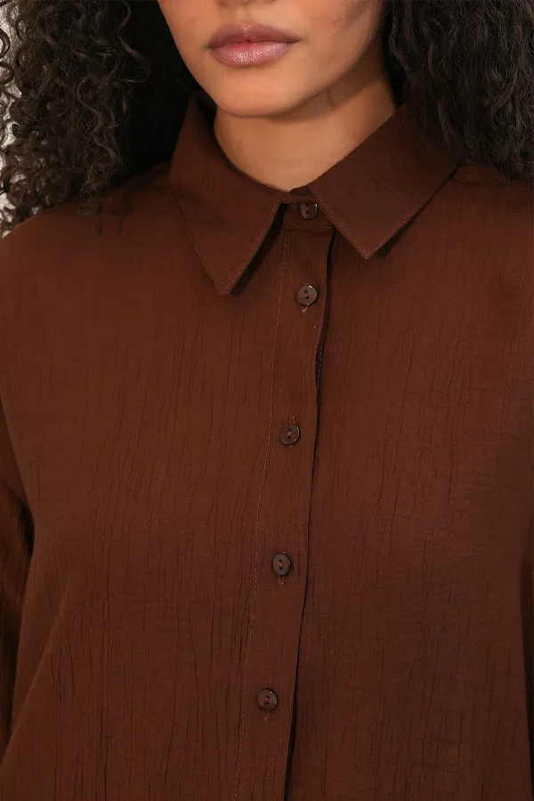 Women's Textured Shirt and Pants Two-Piece Set 6710 - Brown Women's Textured Shirt and Pants Two-Piece Set 6710 - Brown