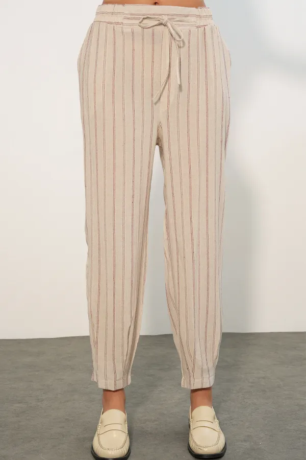 Pantalon rayé en lin pour femme 30102 - Fuchsia