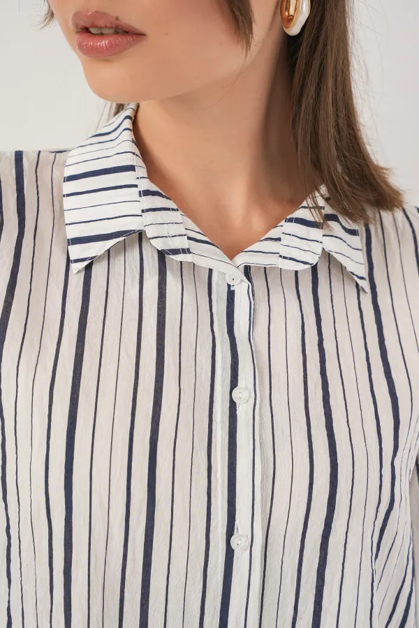 Chemise rayée à manches courtes pour femme 20345 - Bleu marine clair