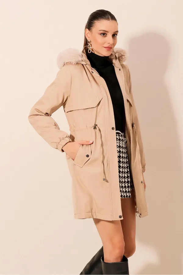 Manteau à capuche en fausse fourrure 9129 - Beige