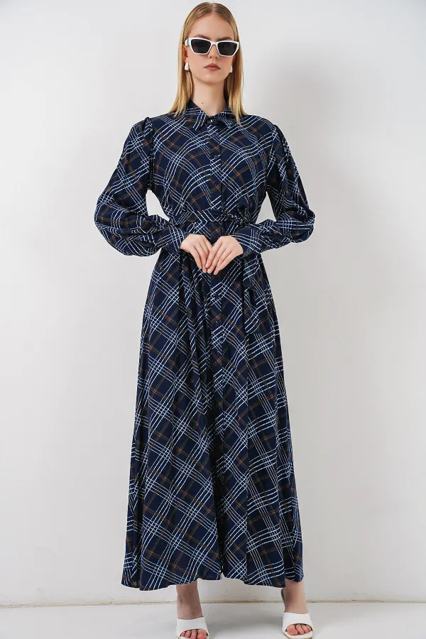 Kadın Boydan Düğmeli Uzun Tesettür Elbise 2588 - Lacivert