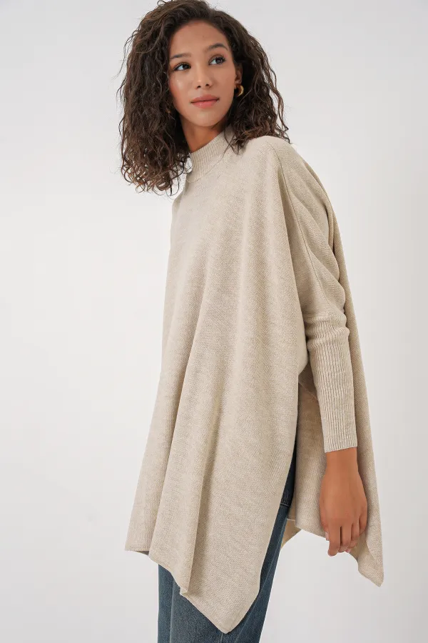 15783 Pull poncho fendu - Beige