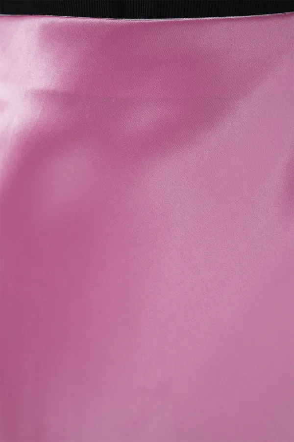 Jupe en satin rose 15806