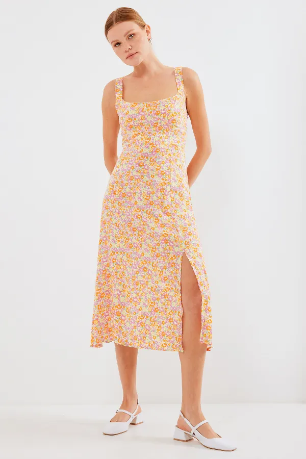 2282 Yırtmaçlı Askılı Viskon Elbise - Turuncu