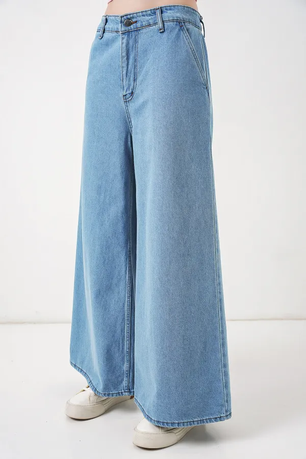 Women's Wide Leg High Waist Jeans 30080 - Light Blue Women's Wide Leg High Waist Jeans 30080 - Light Blue
