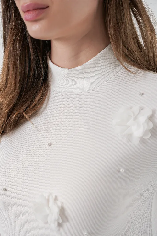 Kadın Çiçekli Örme Bluz 978 - Beyaz
